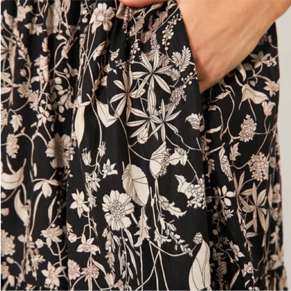 Black Floral Tiered Maxi Dress - Picture 4 of 11